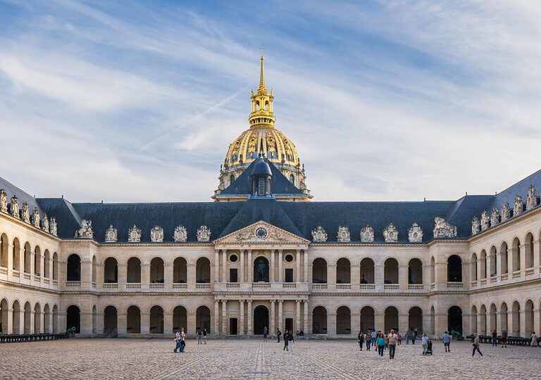 Morocco hotels and riads